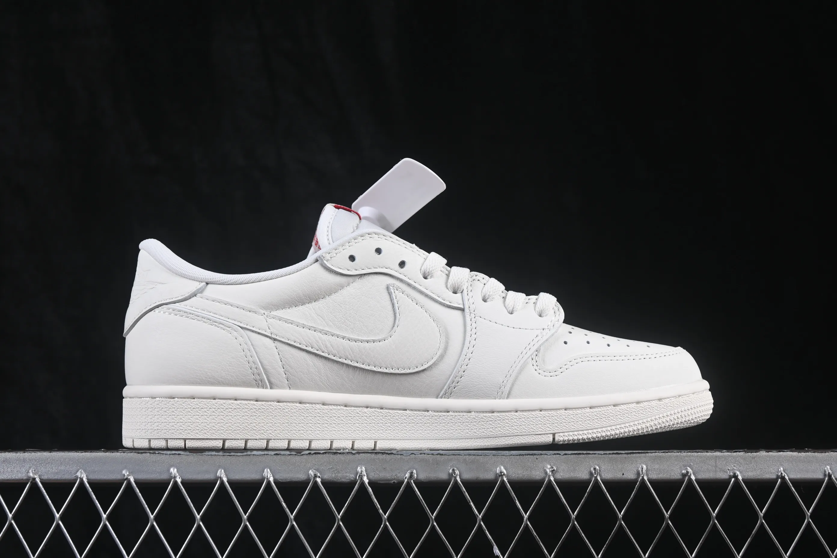 All categories Air Jordan Jordan series basketball shoes Air Jordan 1 Low Air Jordan 1 Retro Low OG "Sail and University Red" AJ1 Joe 1 rice white low-top retro culture basketball shoes HQ6998-100